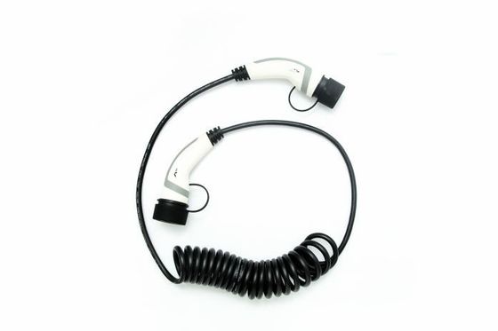 kopen IEC 62196-2 Standaard 32A Standaardstroom Type 2 tot Type 2 Spiraalkabel voor het opladen van elektrische voertuigen online vervaardiging